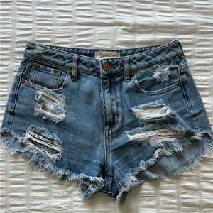 High waisted ripped pacsun jean shorts, size 25